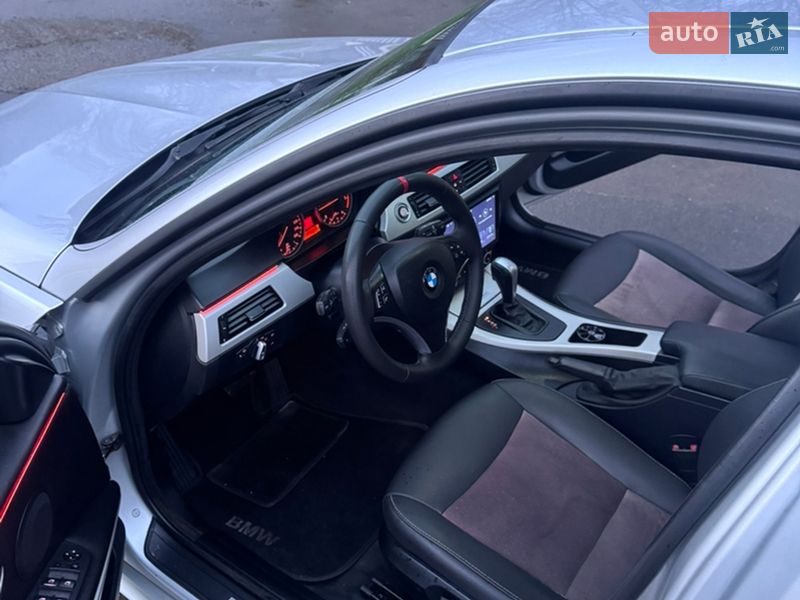 Универсал BMW 3 Series 2010 в Дрогобыче