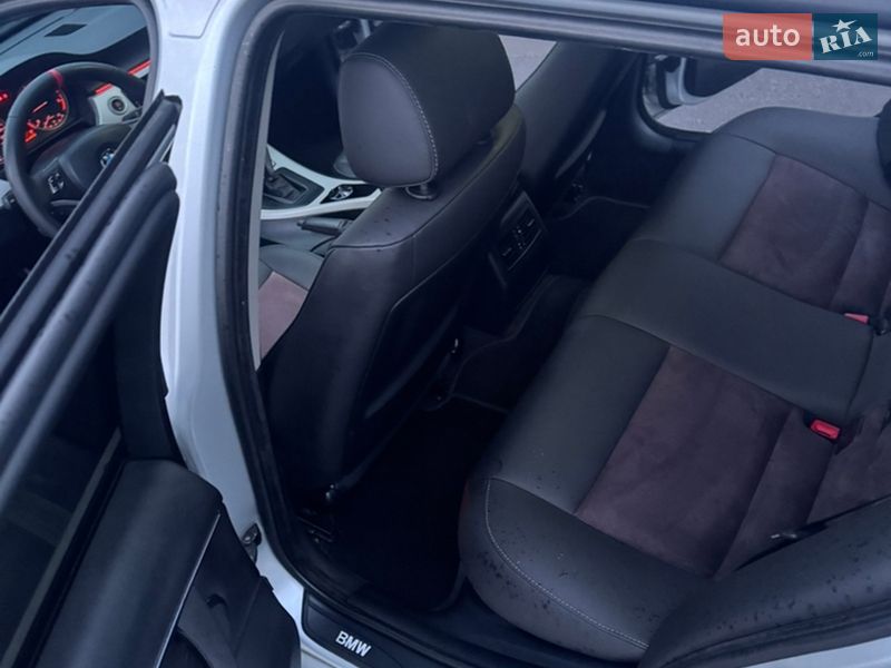 Универсал BMW 3 Series 2010 в Дрогобыче