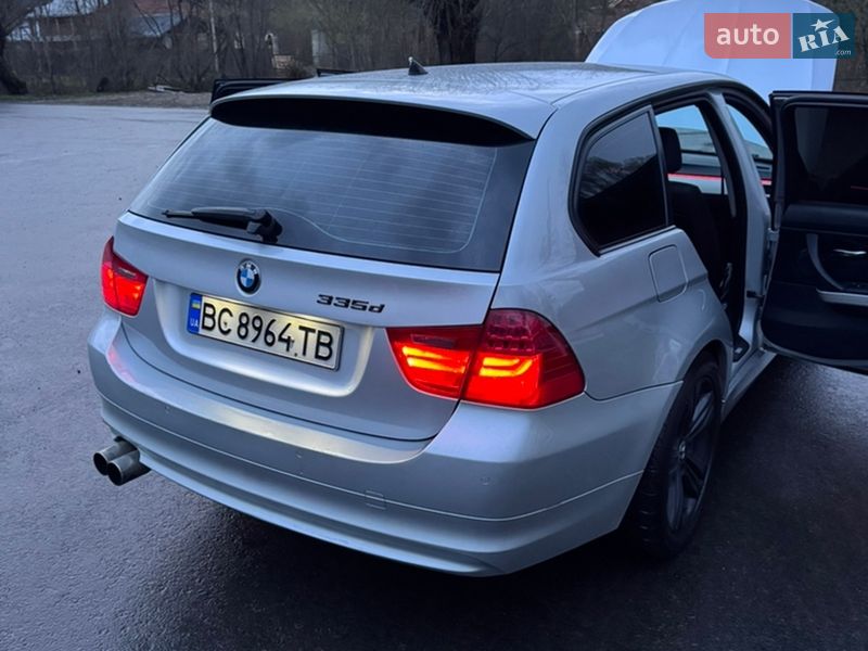 Универсал BMW 3 Series 2010 в Дрогобыче