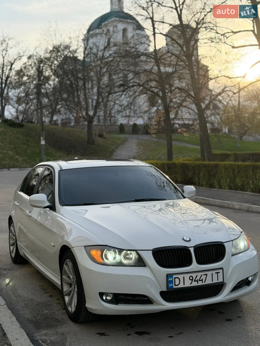 2010 BMW 3er - мініатюра 10