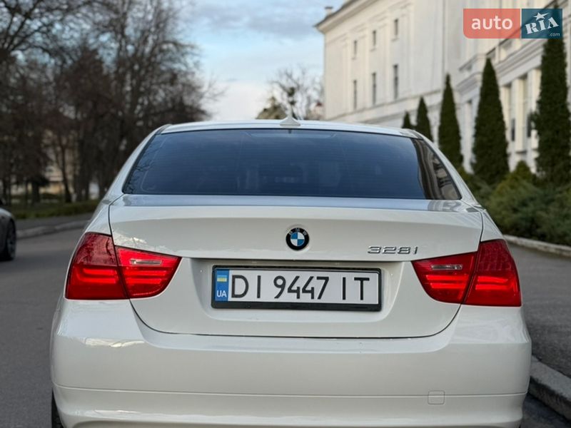 Седан BMW 3 Series 2010 в Белой Церкви