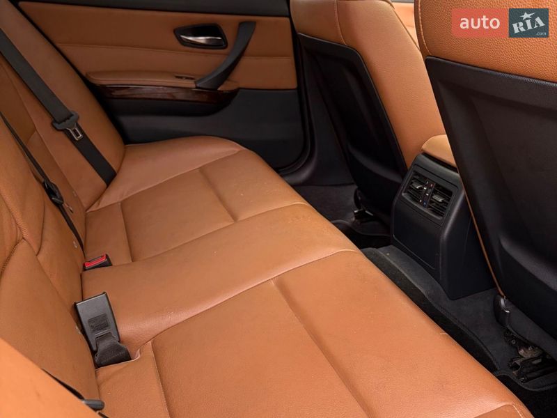 Седан BMW 3 Series 2010 в Одесі фото 5 Седан BMW 3 Series 2010 в Одесі