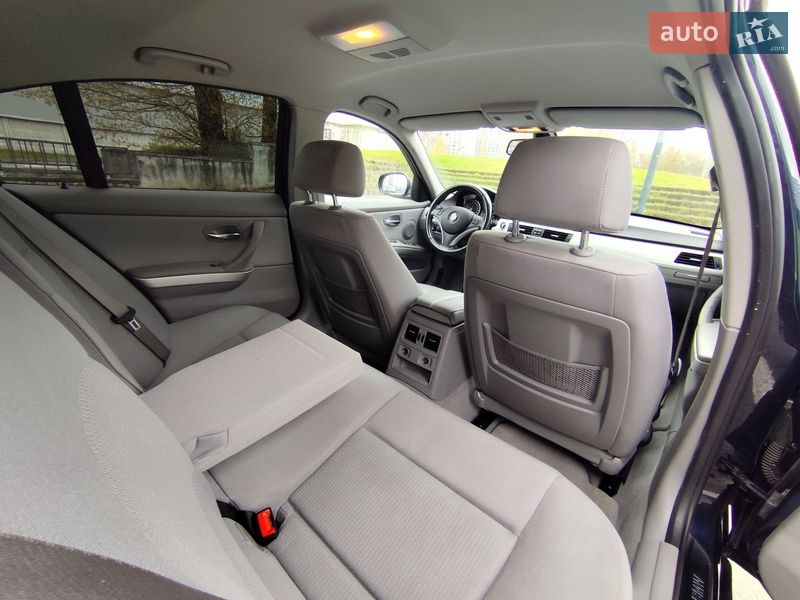 Седан BMW 3 Series 2009 в Києві фото 18 Седан BMW 3 Series 2009 в Києві