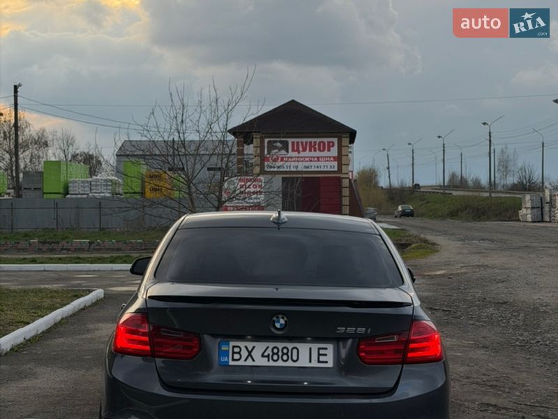 Седан BMW 3 Series 2013 в Шепетовке