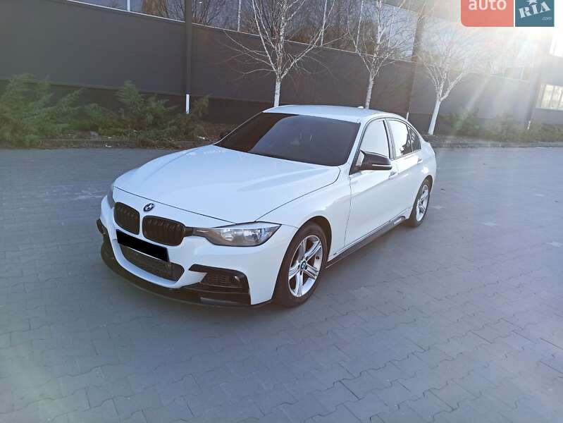 BMW 3 Series 2015