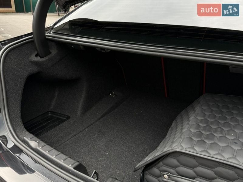 Седан BMW 3 Series 2015 в Харкові