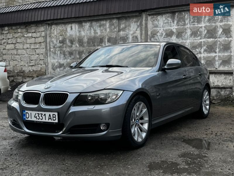 Седан BMW 3 Series 2011 в Подільську