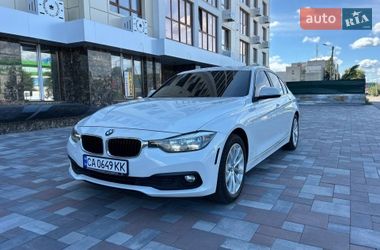Седан BMW 3 Series 2016 в Черкасах