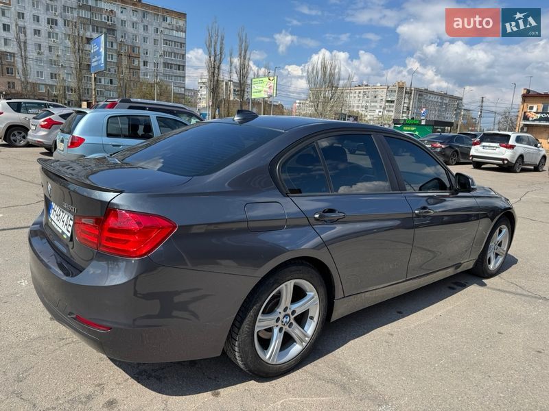 Седан BMW 3 Series 2013 в Николаеве