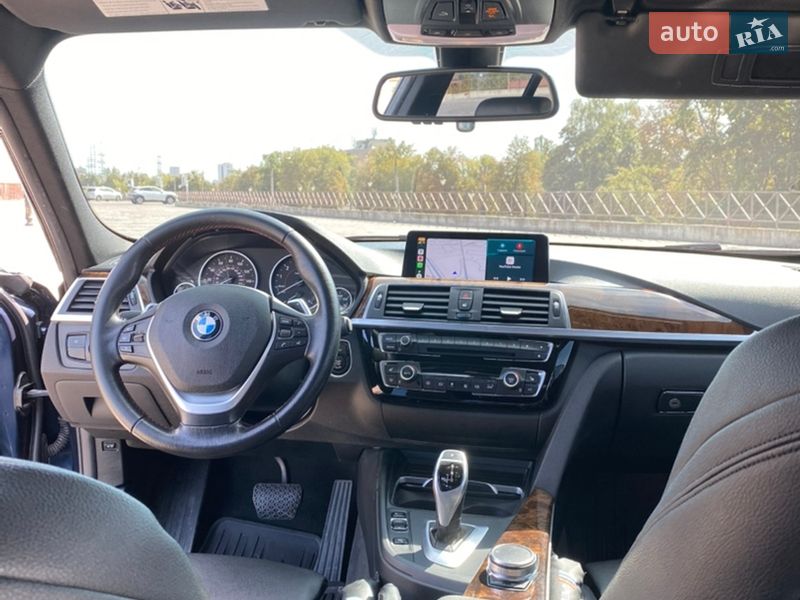 Седан BMW 3 Series 2016 в Харкові