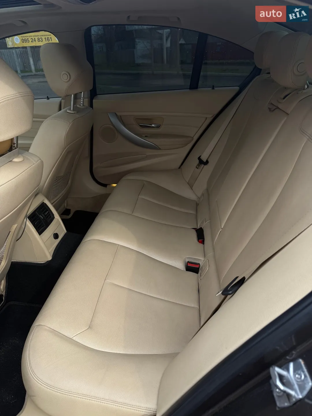 2012 BMW 3er - мініатюра 9