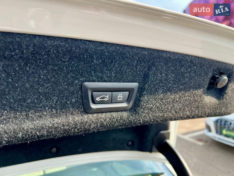 Седан BMW 3 Series 2020 в Києві фото 48 Седан BMW 3 Series 2020 в Києві