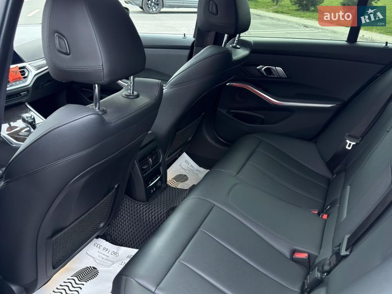 Седан BMW 3 Series 2019 в Одессе