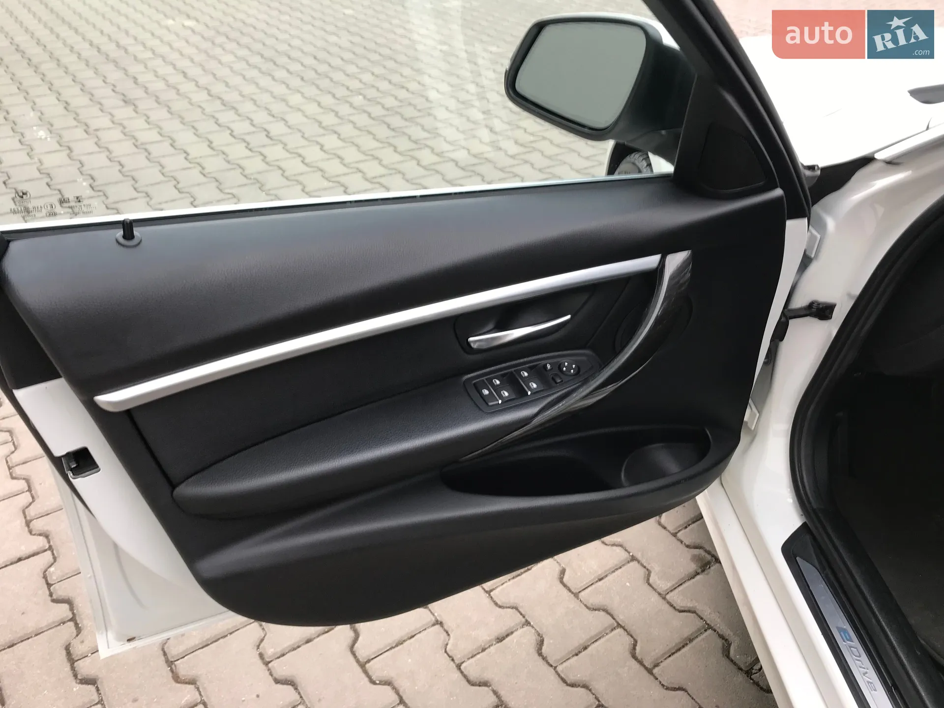 2017 BMW 3er - мініатюра 21
