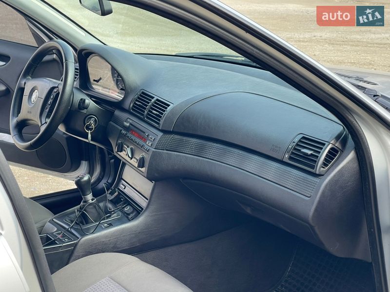 Универсал BMW 3 Series 2002 в Гусятине