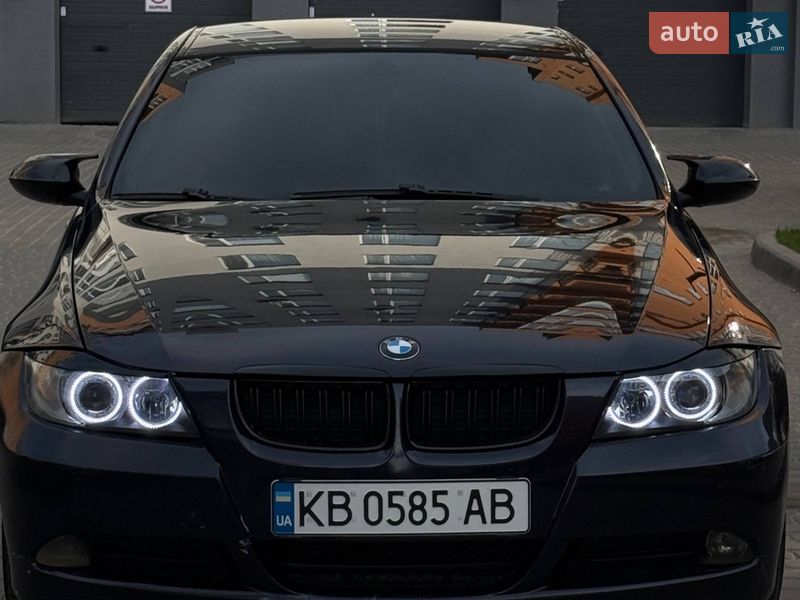 Седан BMW 3 Series 2007 в Виннице