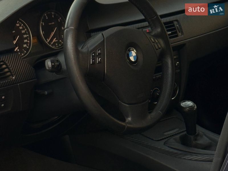 Седан BMW 3 Series 2007 в Виннице