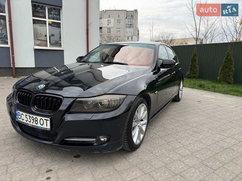 Седан BMW 3 Series 2009 в Львове