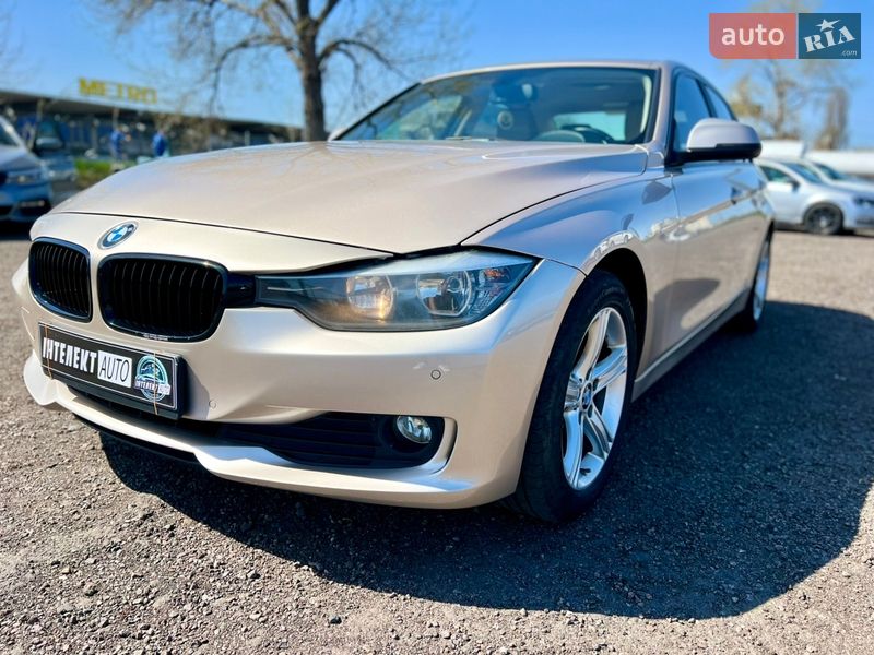 Седан BMW 3 Series 2013 в Києві