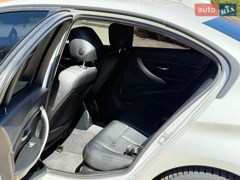 Седан BMW 3 Series 2017 в Белой Церкви