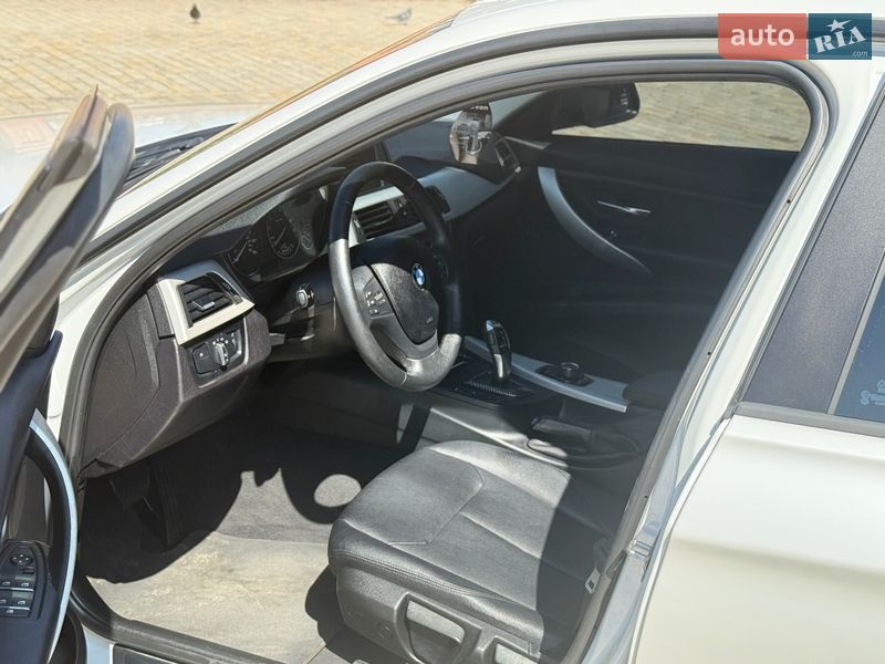 Седан BMW 3 Series 2017 в Белой Церкви