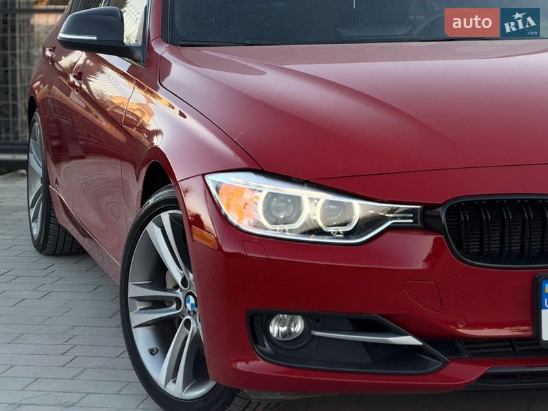 Седан BMW 3 Series 2013 в Львові