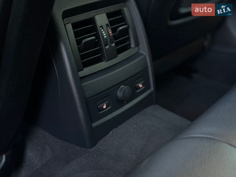 Седан BMW 3 Series 2013 в Львові