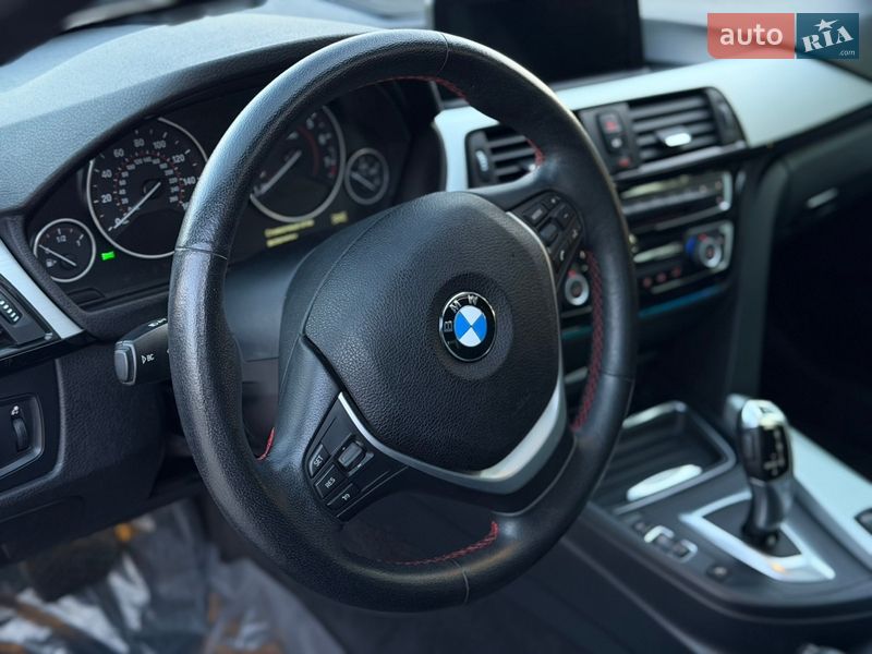 Седан BMW 3 Series 2013 в Львові