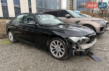 Седан BMW 3 Series 2017 в Киеве