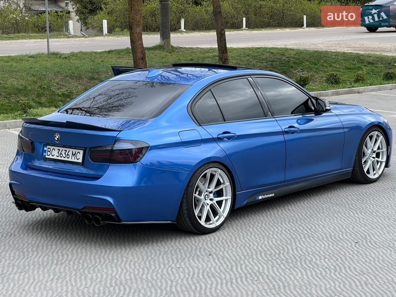 Седан BMW 3 Series 2015 в Яворове