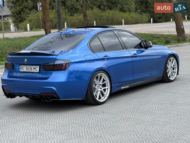 Седан BMW 3 Series 2015 в Яворове
