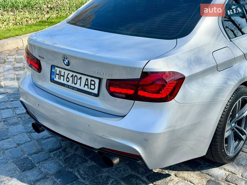 Седан BMW 3 Series 2016 в Киеве