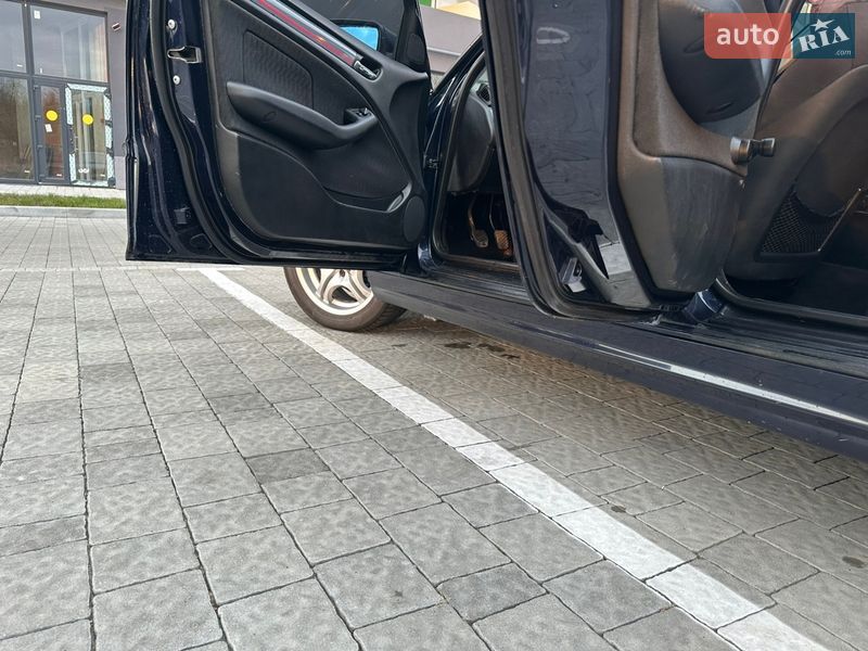 Седан BMW 3 Series 2001 в Львове