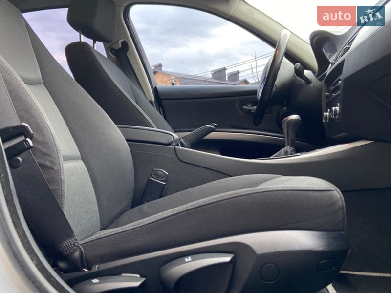 Седан BMW 3 Series 2007 в Виннице