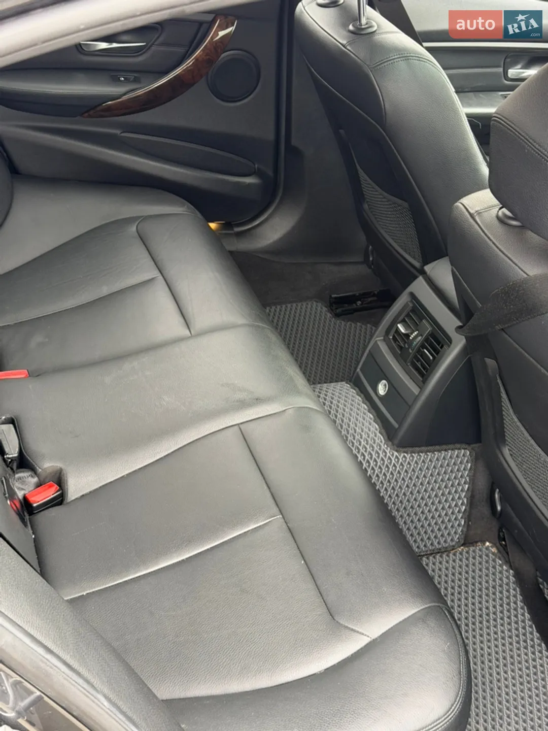 2013 BMW 3er - мініатюра 13