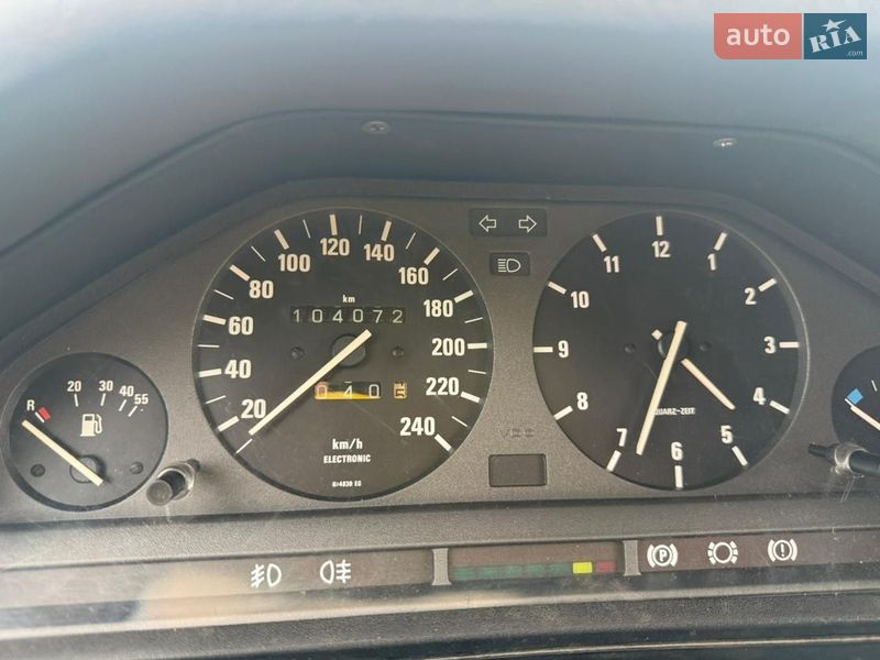 Седан BMW 3 Series 1986 в Рівному