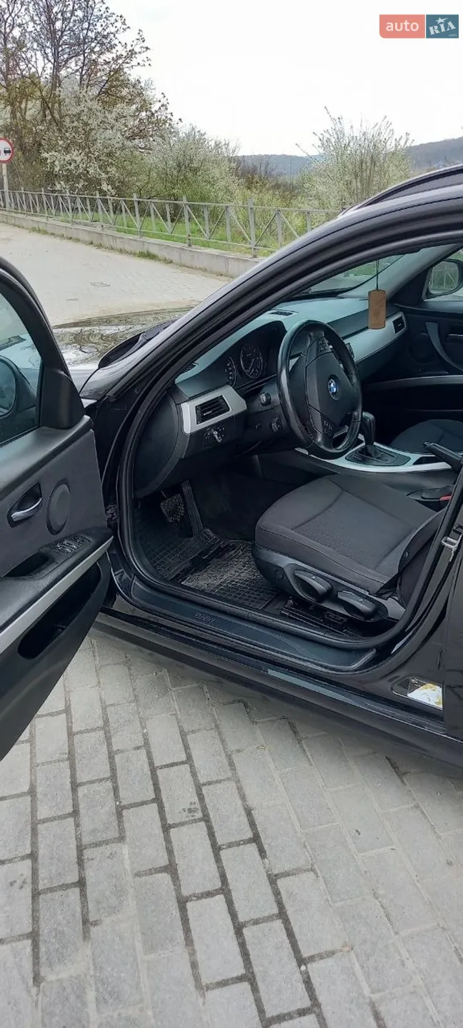 2010 BMW 3er - мініатюра 8