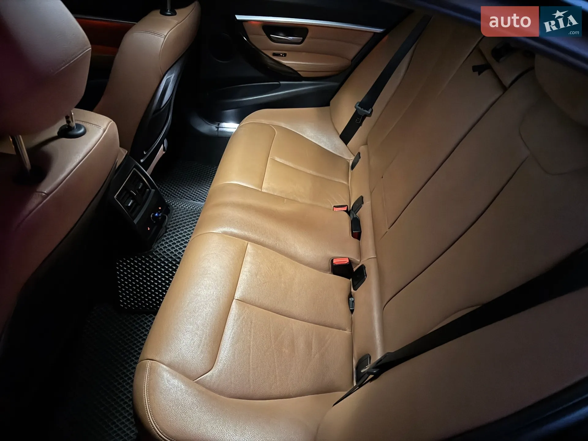 2015 BMW 3er - мініатюра 18