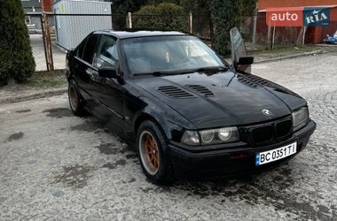 Седан BMW 3 Series 1992 в Чорткове