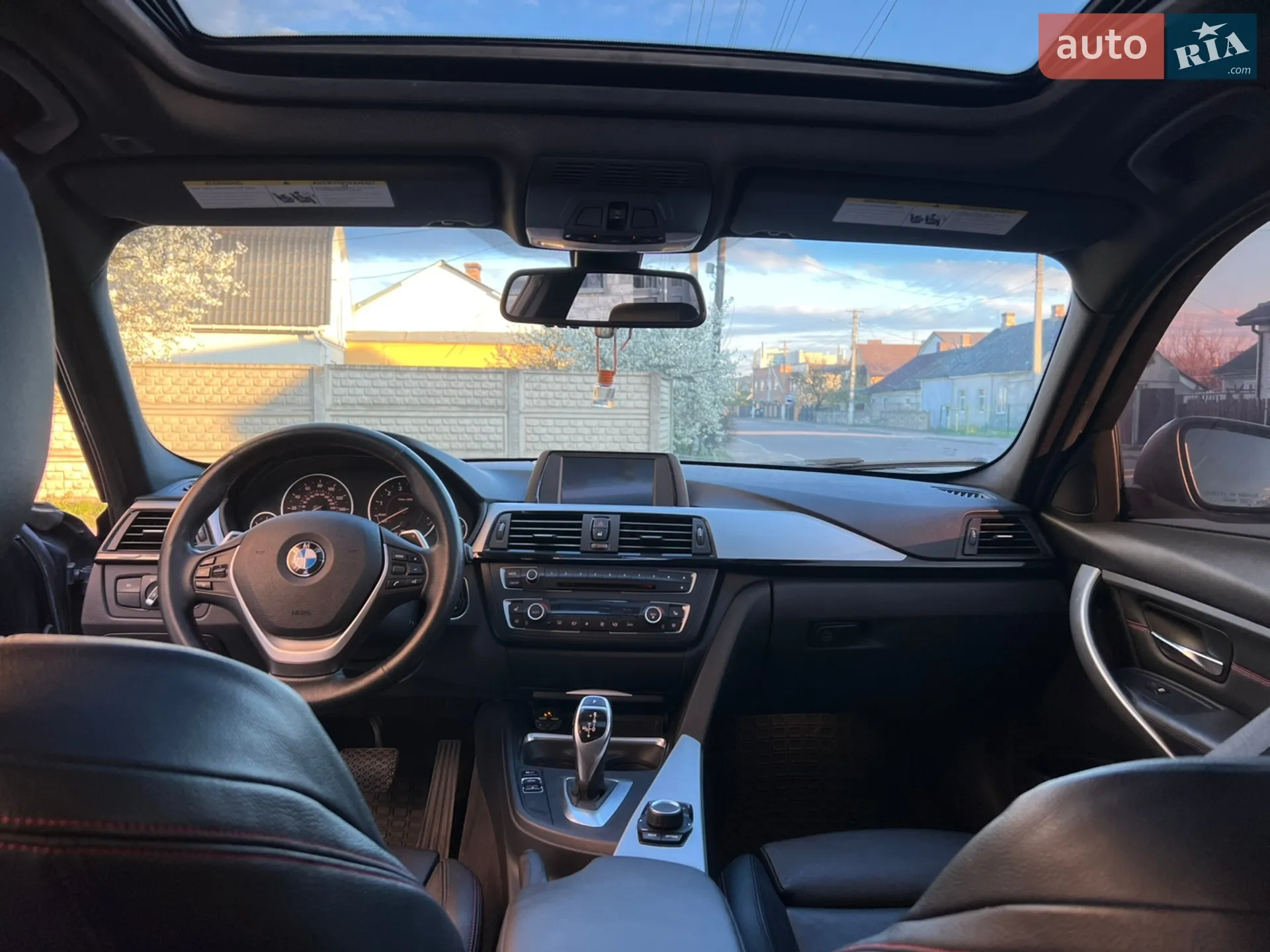 2012 BMW 3er - мініатюра 21