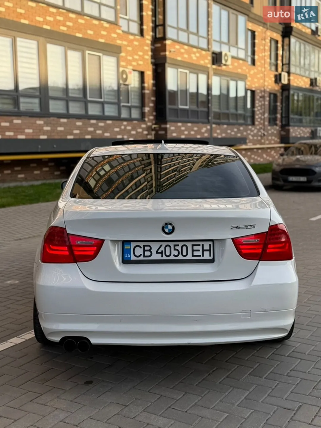 2010 BMW 3er - мініатюра 10