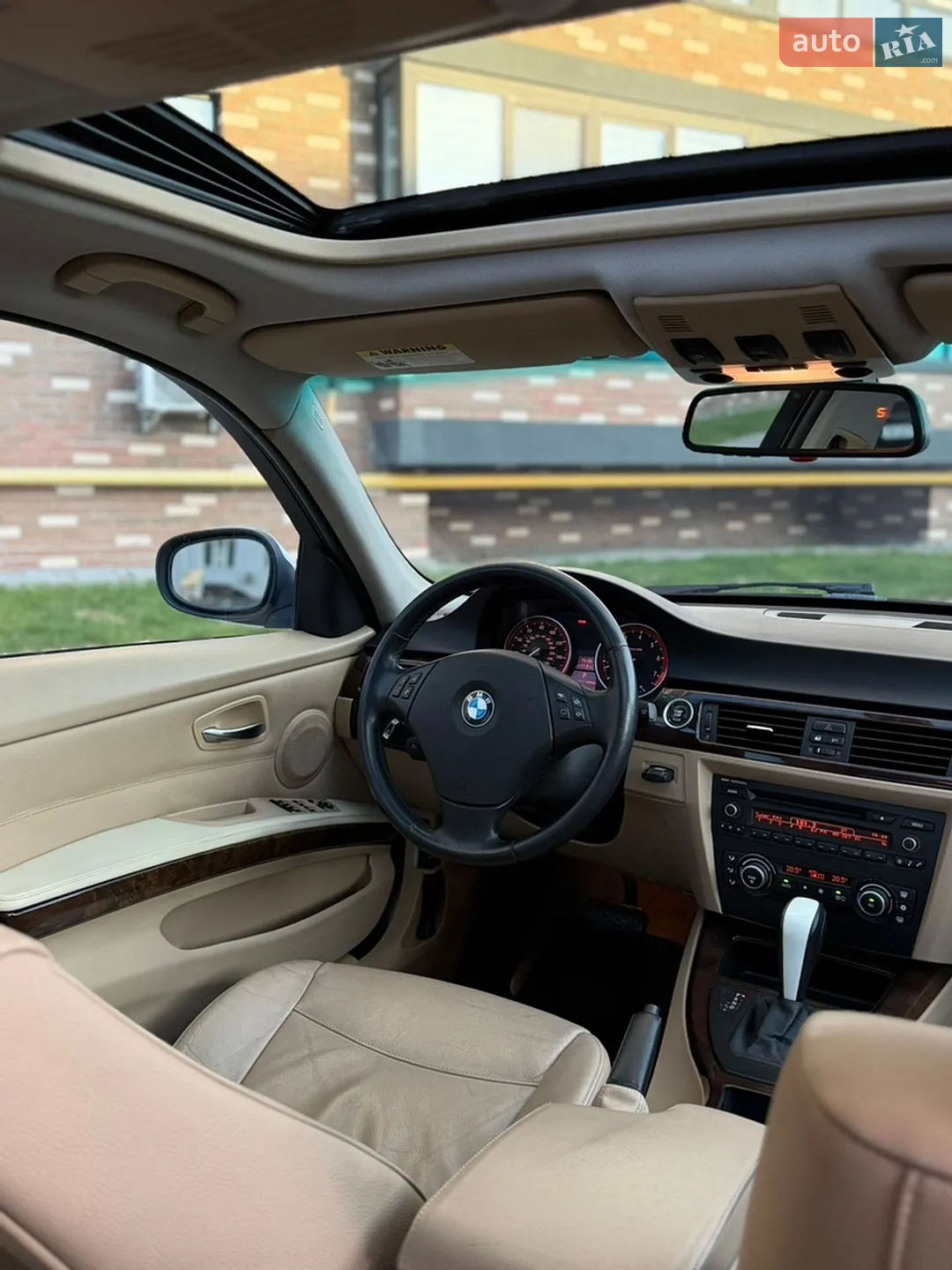 2010 BMW 3er - мініатюра 21