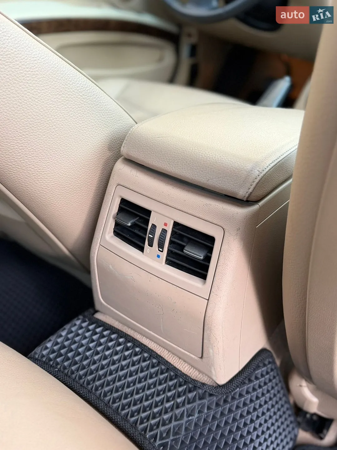 2010 BMW 3er - мініатюра 26