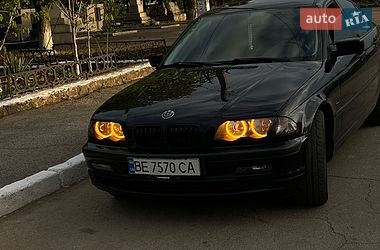 Седан BMW 3 Series 2000 в Южноукраинске
