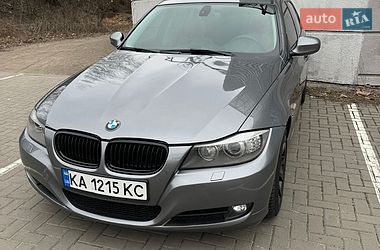 Седан BMW 3 Series 2010 в Софіївській Борщагівці