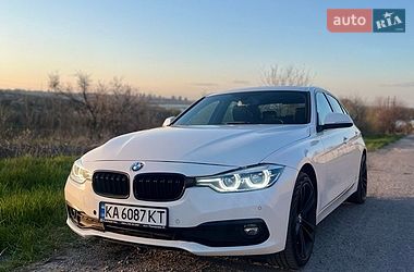 Седан BMW 3 Series 2018 в Днепре