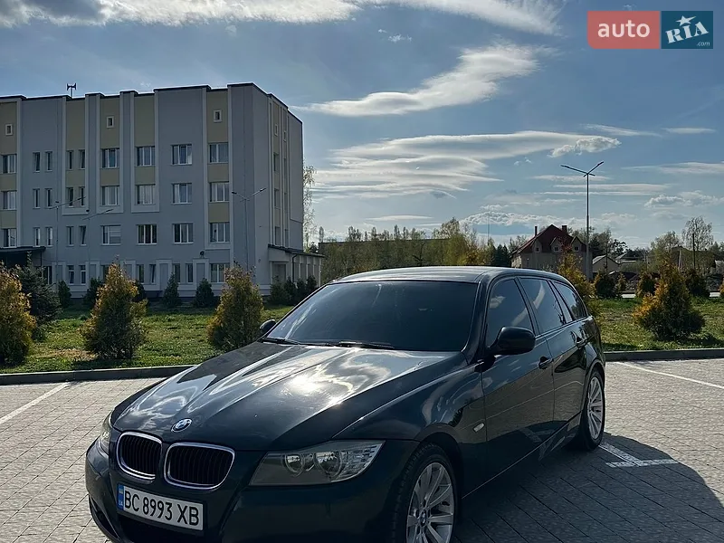 BMW 3 Series 2011 VIN WBAUT31020F063913 фото оголошення 4 з 63