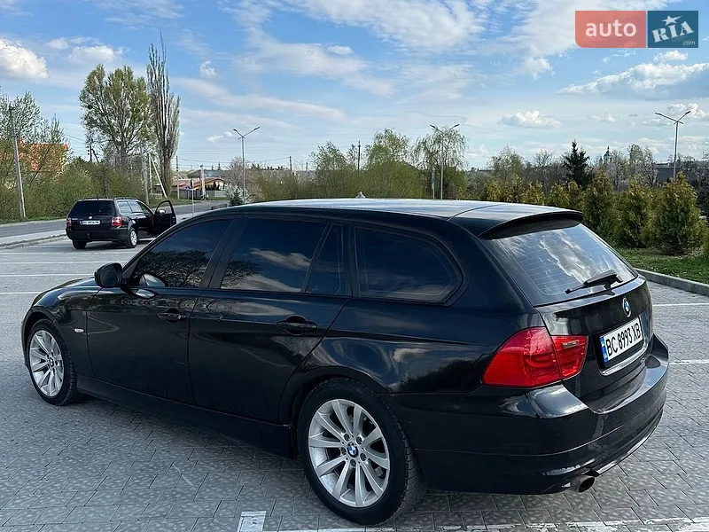 BMW 3 Series 2011 VIN WBAUT31020F063913 фото оголошення 10 з 63