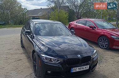 Седан BMW 3 Series 2018 в Вознесенську
