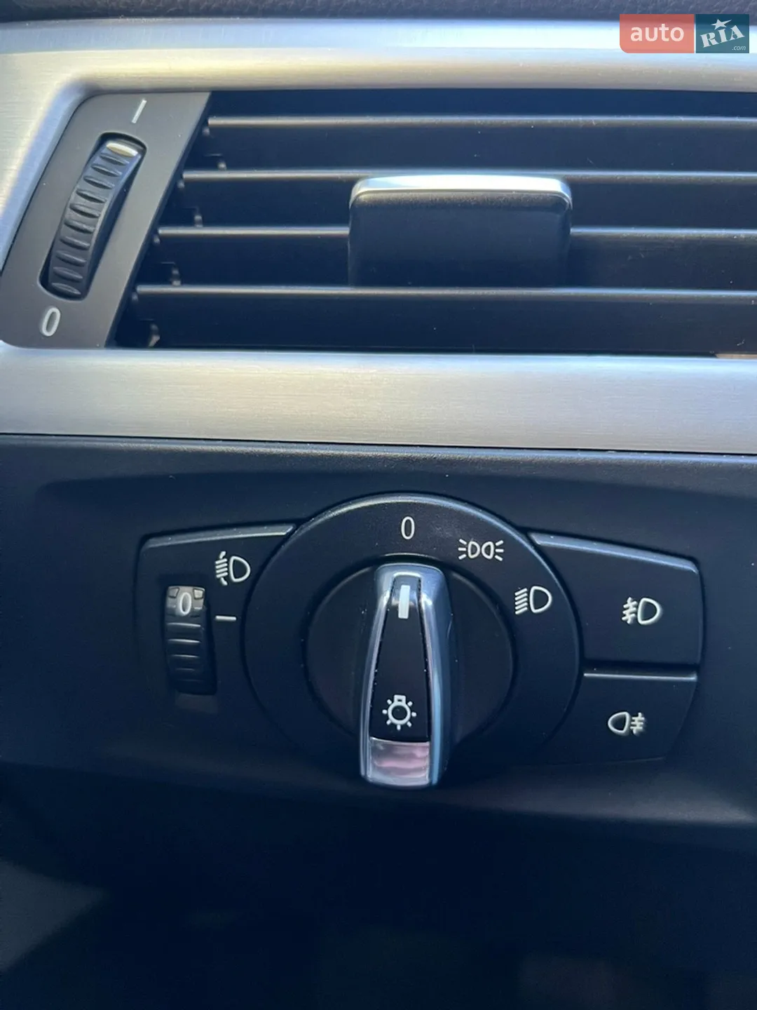 2010 BMW 3er - мініатюра 18